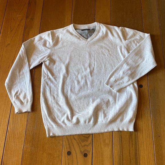 XL Redwood Off White Crewneck - Picture 2 of 10